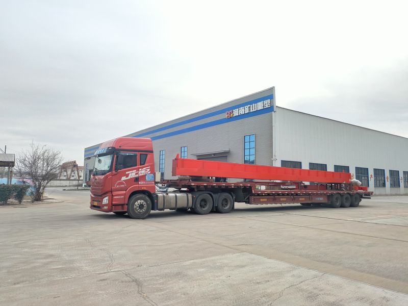 我公司為江西南昌某公司制作電動(dòng)葫蘆橋式起重機(jī)一臺